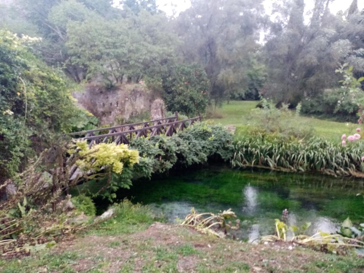 La Bella Ninfa Bed & Breakfast แซร์โมเนตา ภายนอก รูปภาพ