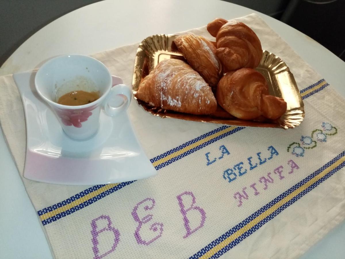 La Bella Ninfa Bed & Breakfast แซร์โมเนตา ภายนอก รูปภาพ